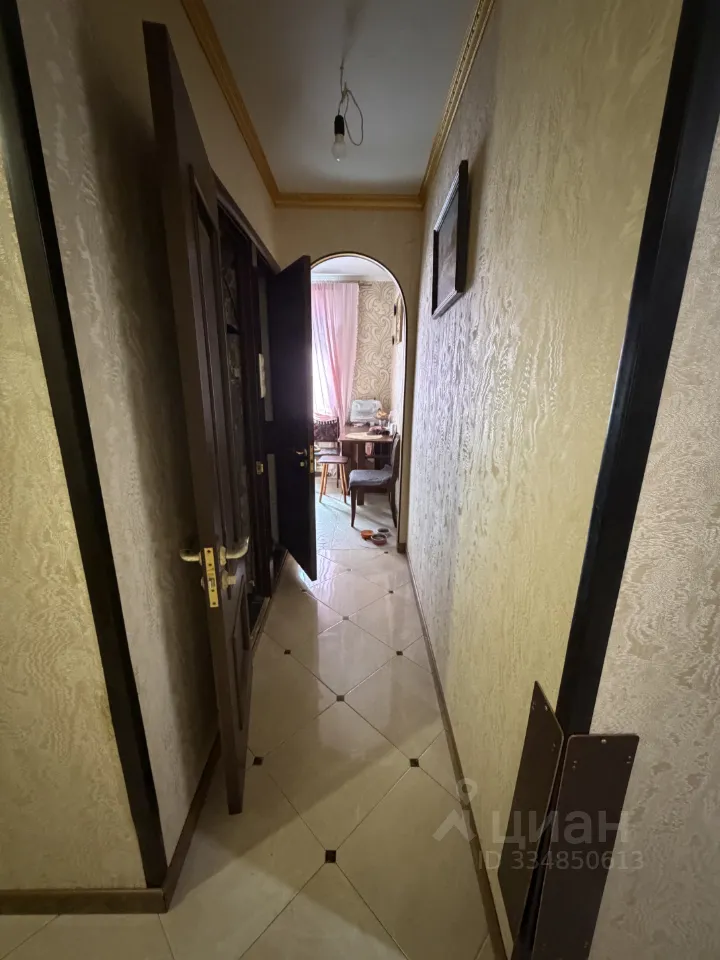 2-комн. квартира, 49 м², 1/9 этаж