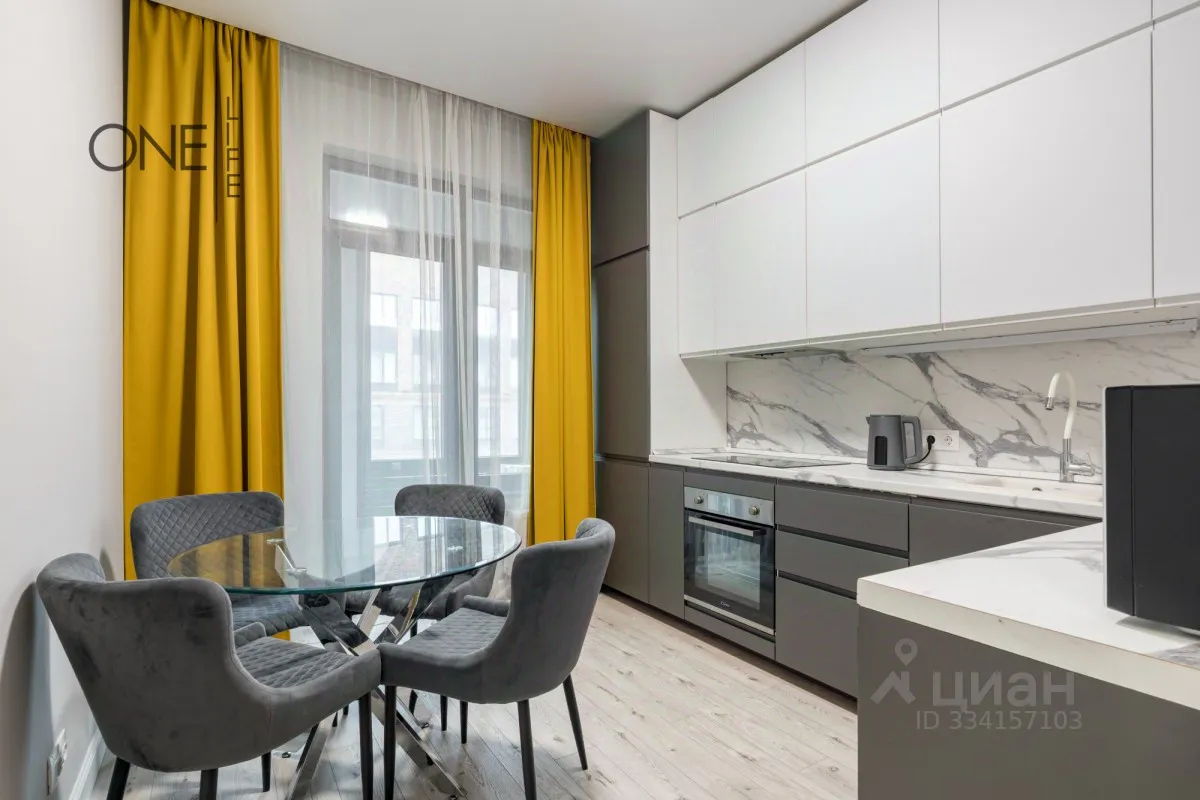 2-комн. квартира, 52 м², 12/15 этаж