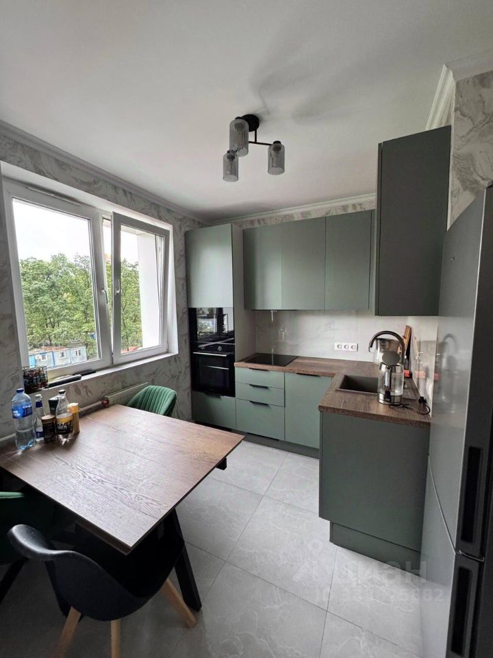 2-комн. квартира, 53 м², 3/21 этаж