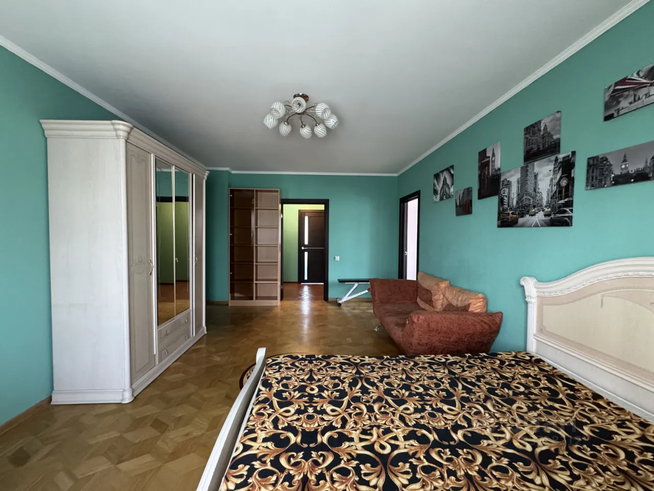 3-комн. квартира, 110 м², 8/8 этаж