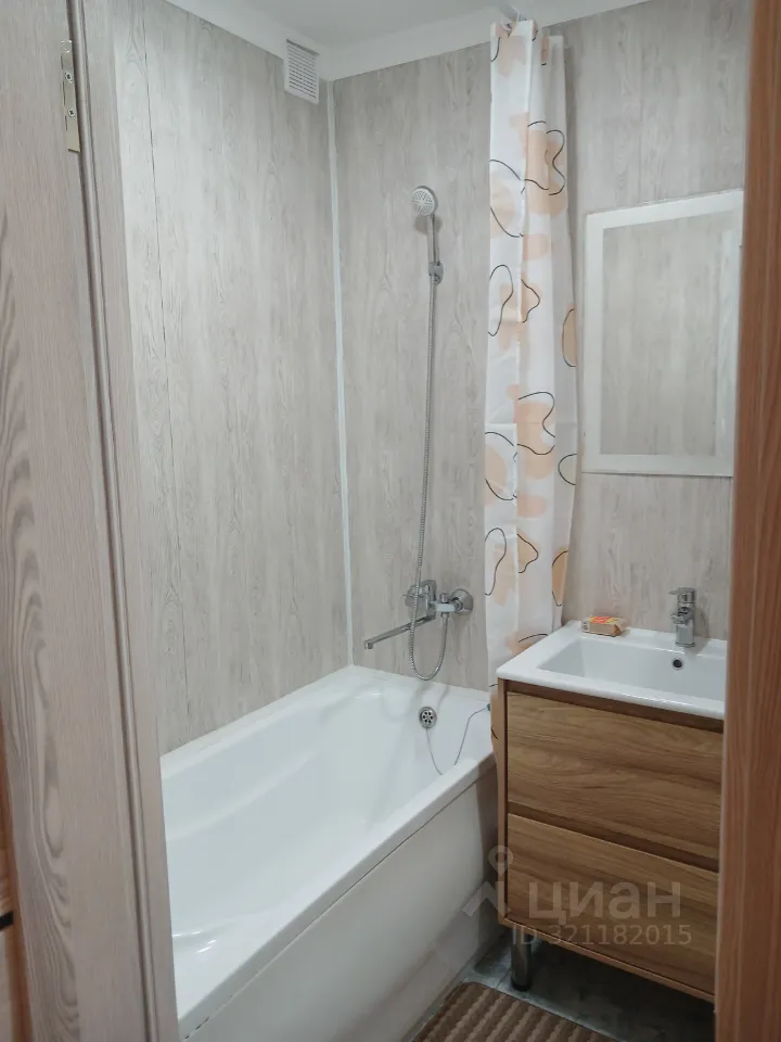 2-комн. квартира, 53 м², 4/12 этаж