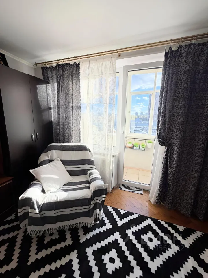 2-комн. квартира, 42 м², 4/9 этаж