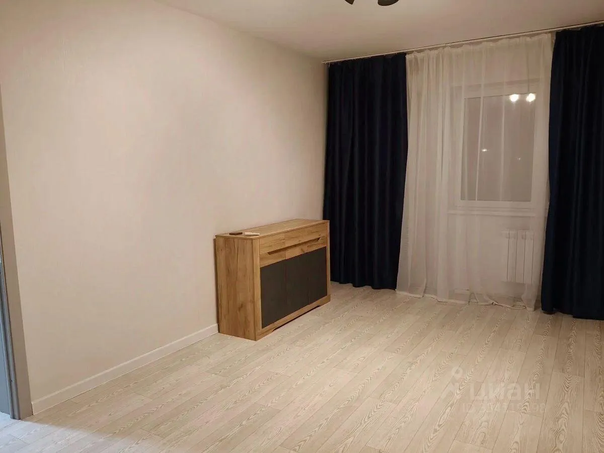 1-комн. квартира, 42 м², 4/24 этаж