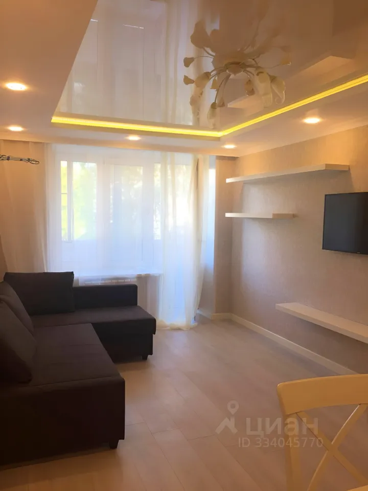 2-комн. квартира, 43 м², 3/9 этаж