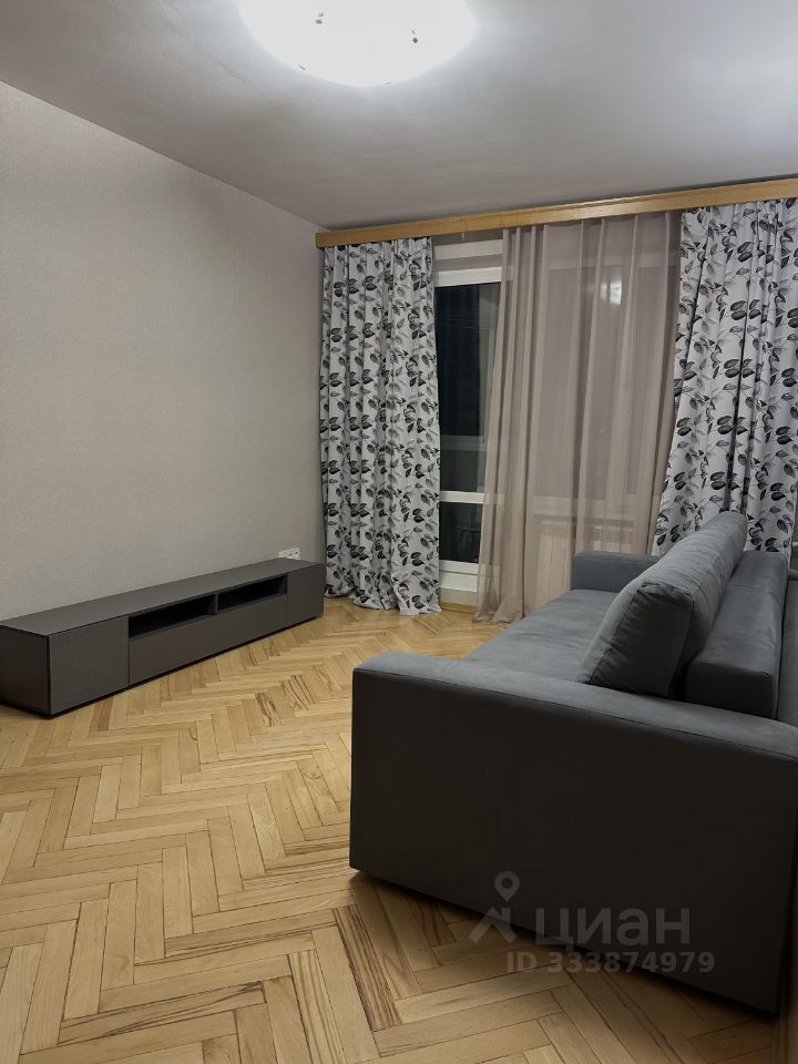 1-комн. квартира, 32 м², 4/8 этаж