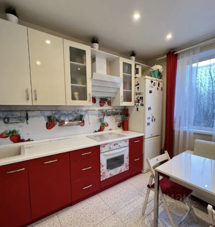 2-комн. квартира, 54 м², 4/17 этаж
