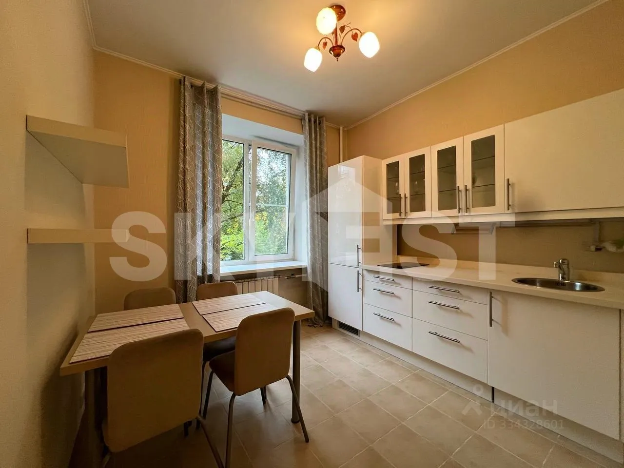 2-комн. квартира, 54 м², 2/8 этаж