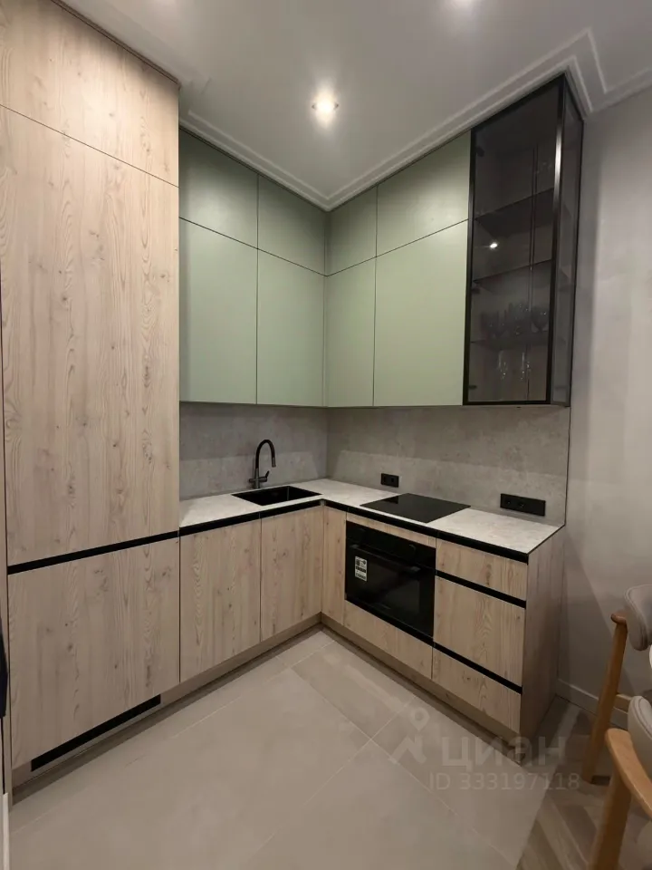 2-комн. квартира, 46 м², 8/23 этаж