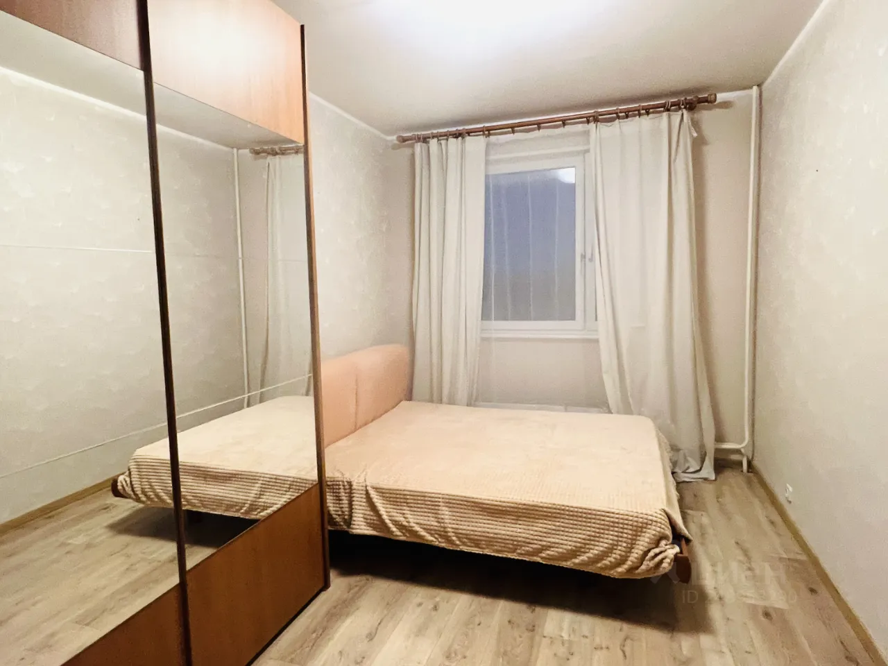 2-комн. квартира, 52 м², 7/17 этаж