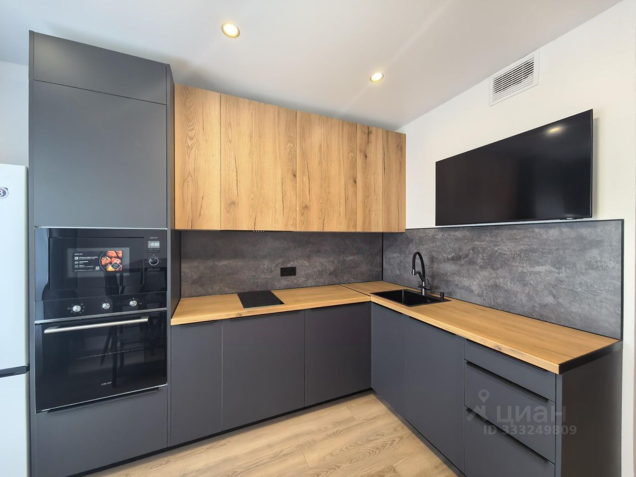 1-комн. квартира, 32 м², 32/33 этаж