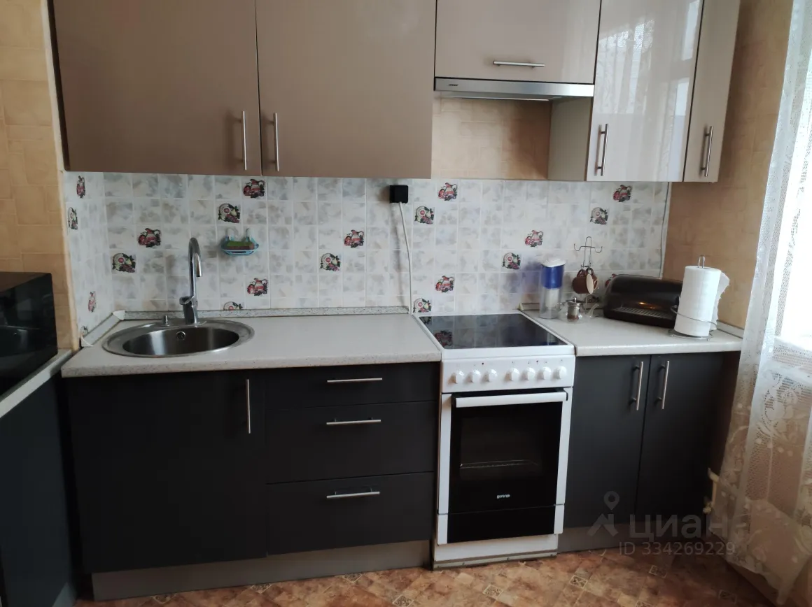 2-комн. квартира, 48 м², 1/12 этаж