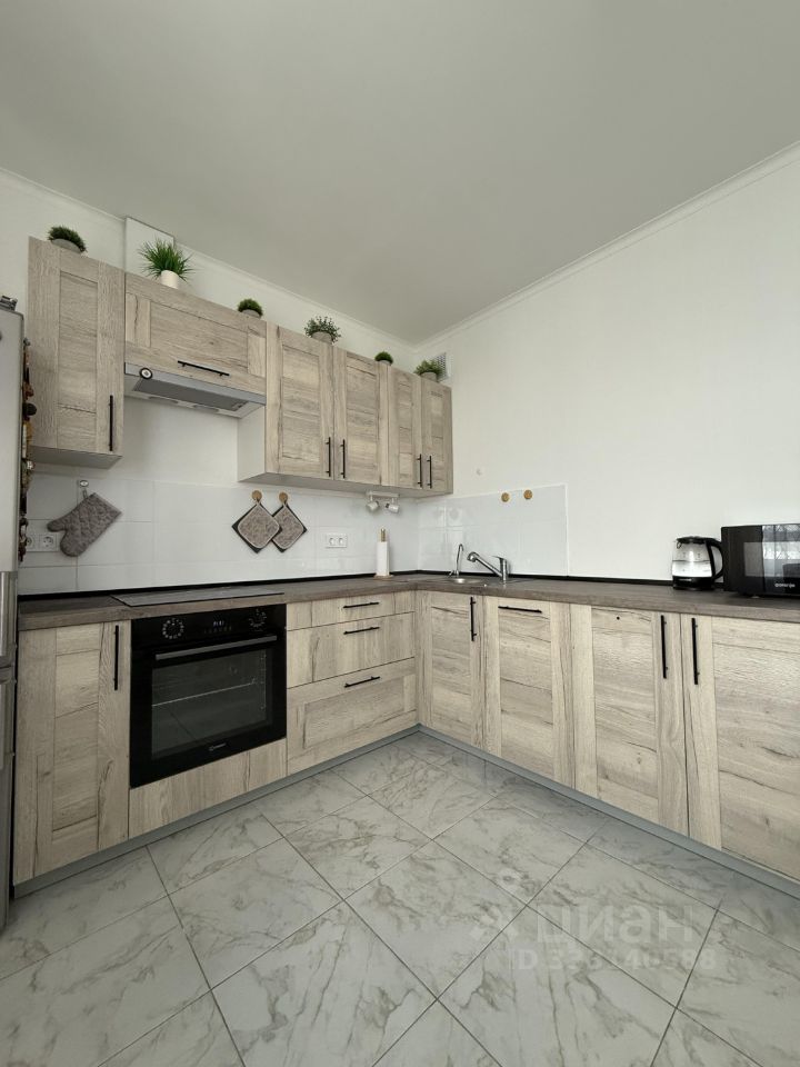 2-комн. квартира, 57,5 м², 16/25 этаж