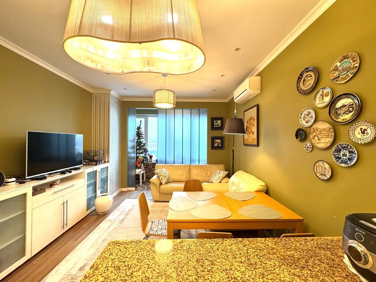 3-комн. квартира, 104 м², 8/40 этаж
