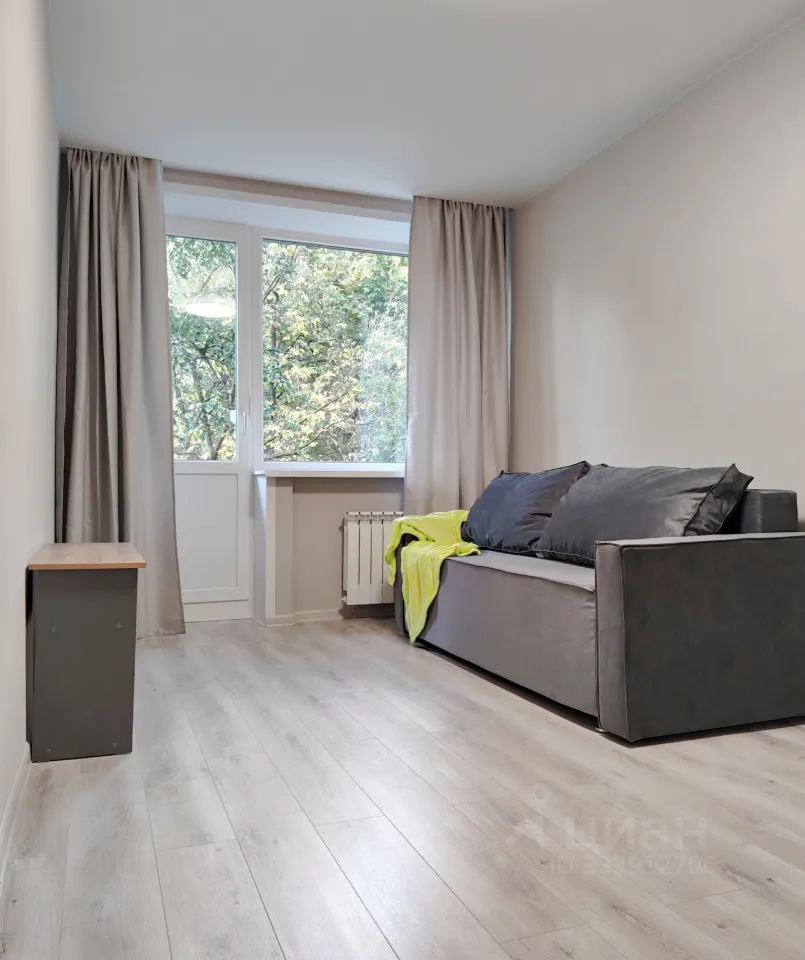 3-комн. квартира, 57 м², 3/5 этаж