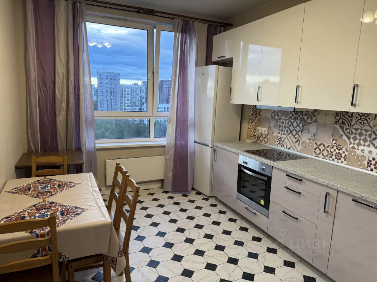 3-комн. квартира, 77 м², 12/17 этаж