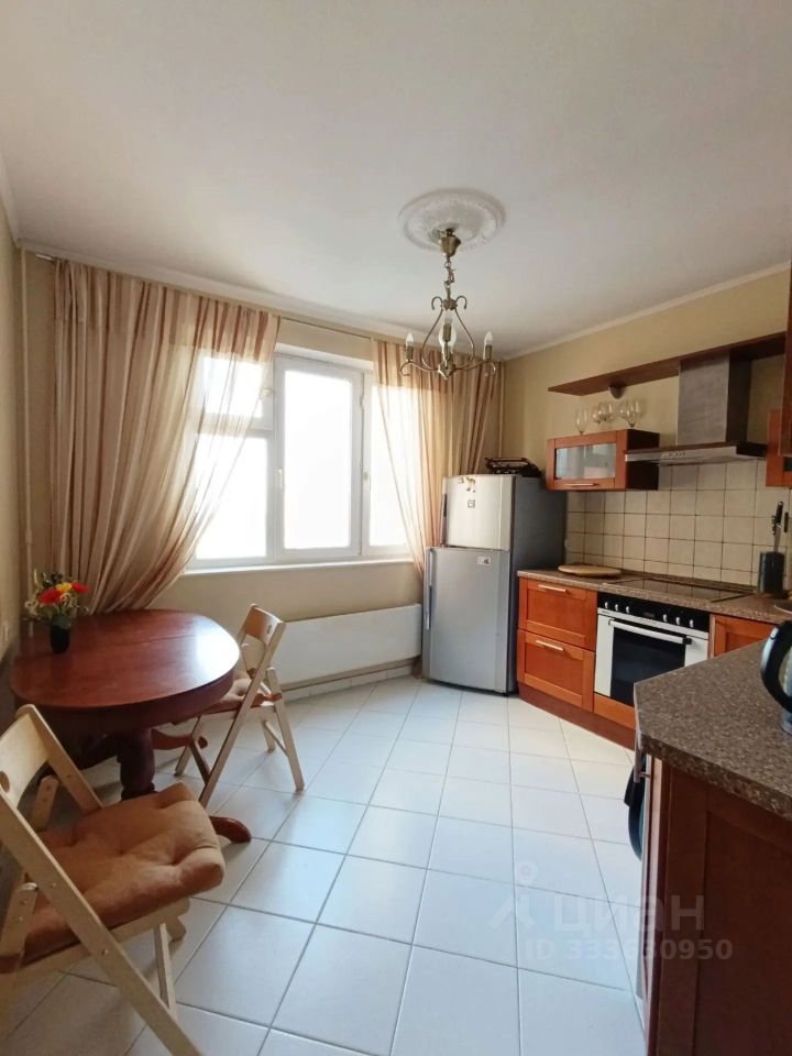 2-комн. квартира, 57 м², 15/22 этаж
