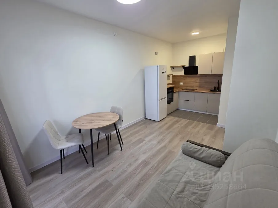 2-комн. квартира, 39 м², 7/15 этаж