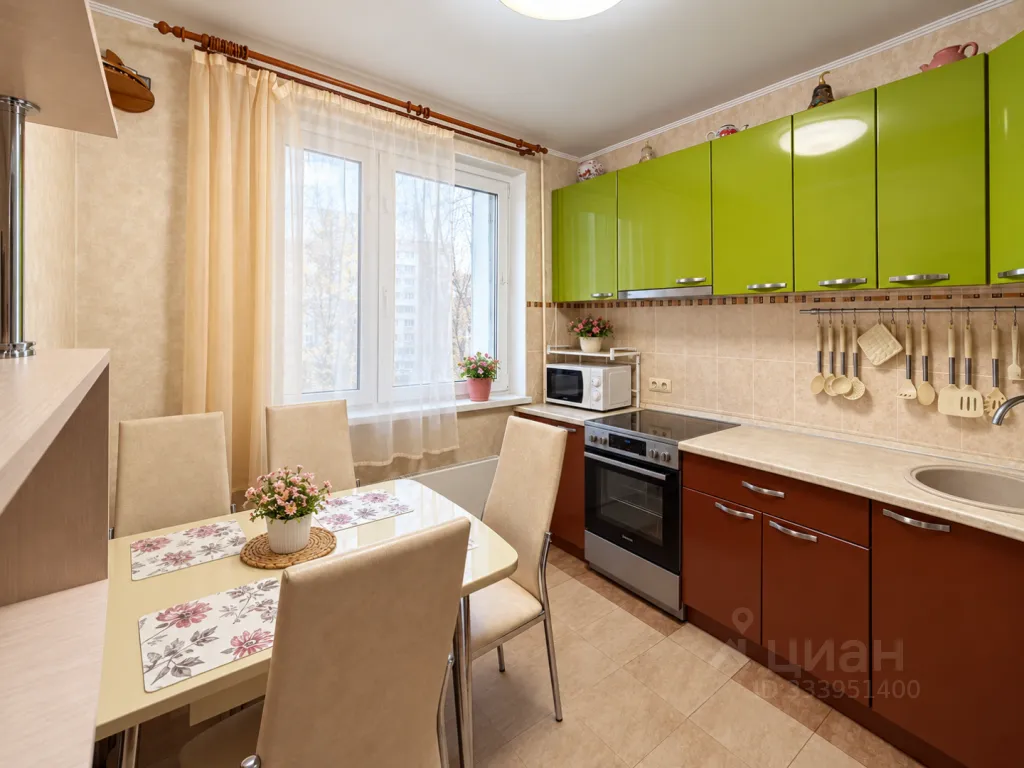 3-комн. квартира, 70 м², 14/14 этаж