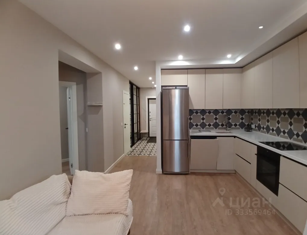 3-комн. квартира, 102 м², 8/33 этаж