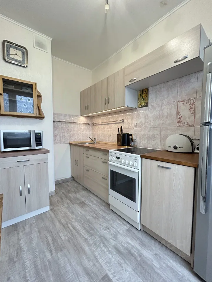 2-комн. квартира, 55 м², 11/17 этаж