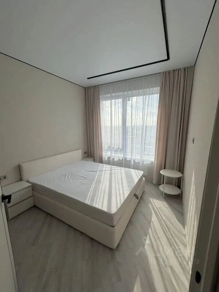1-комн. квартира, 33 м², 20/30 этаж