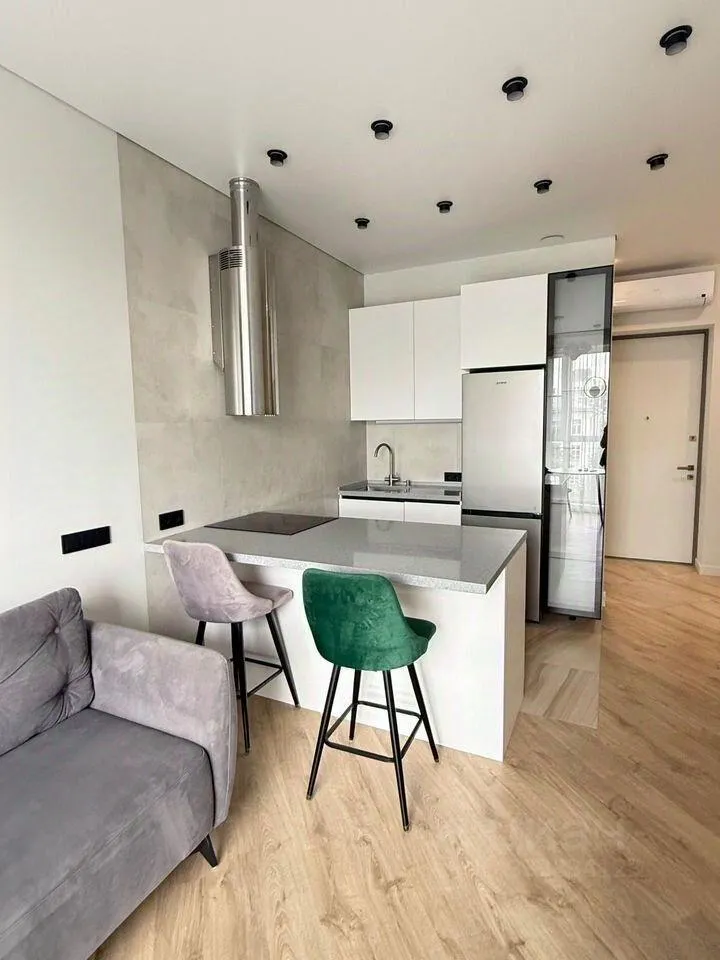 2-комн. квартира, 40 м², 6/28 этаж