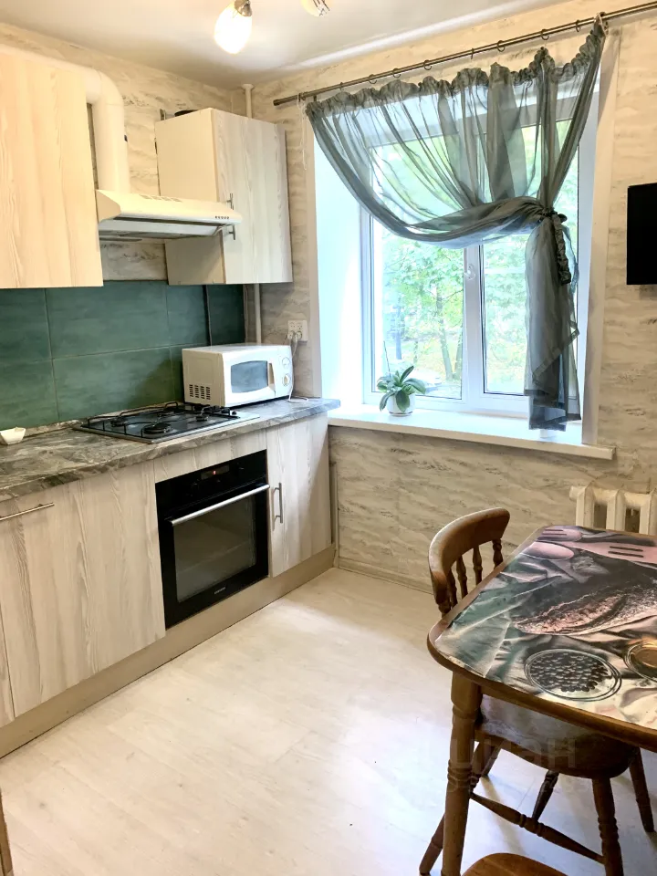 1-комн. квартира, 32 м², 2/5 этаж