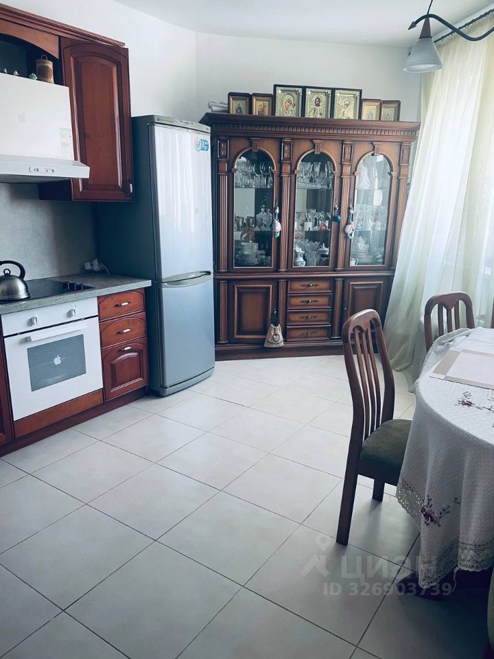 2-комн. квартира, 50 м², 10/12 этаж