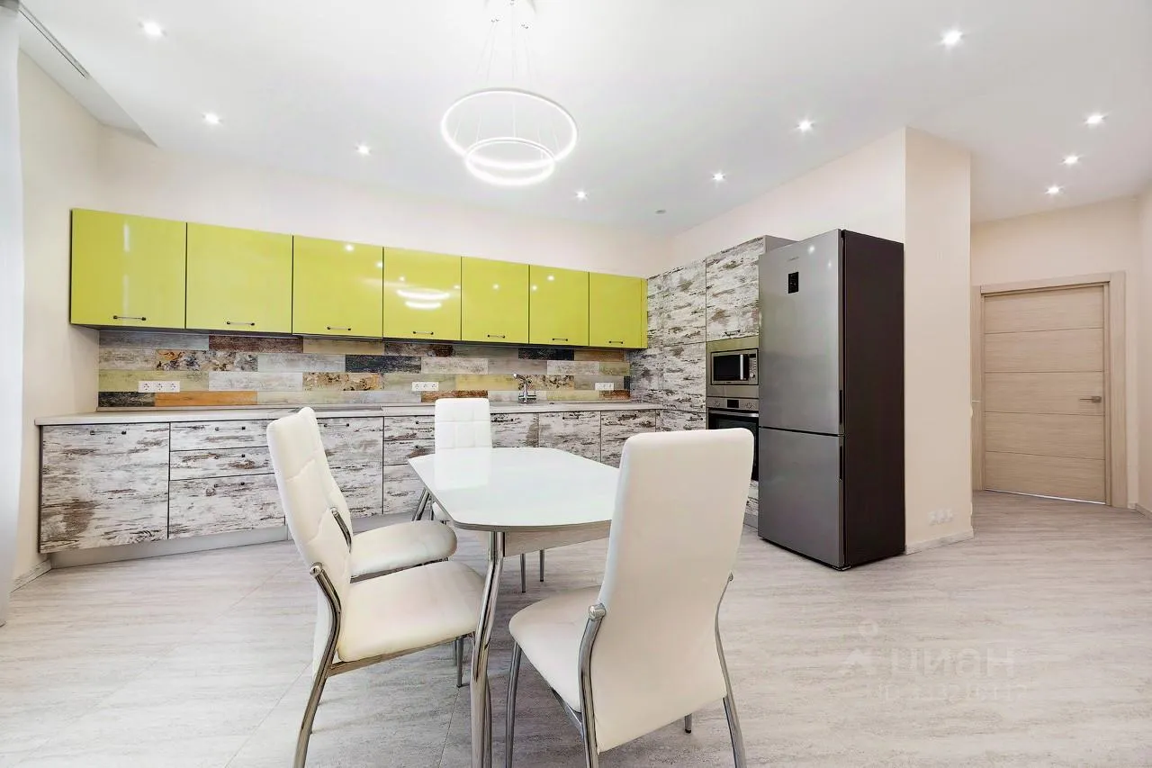 3-комн. квартира, 99,6 м², 3/9 этаж