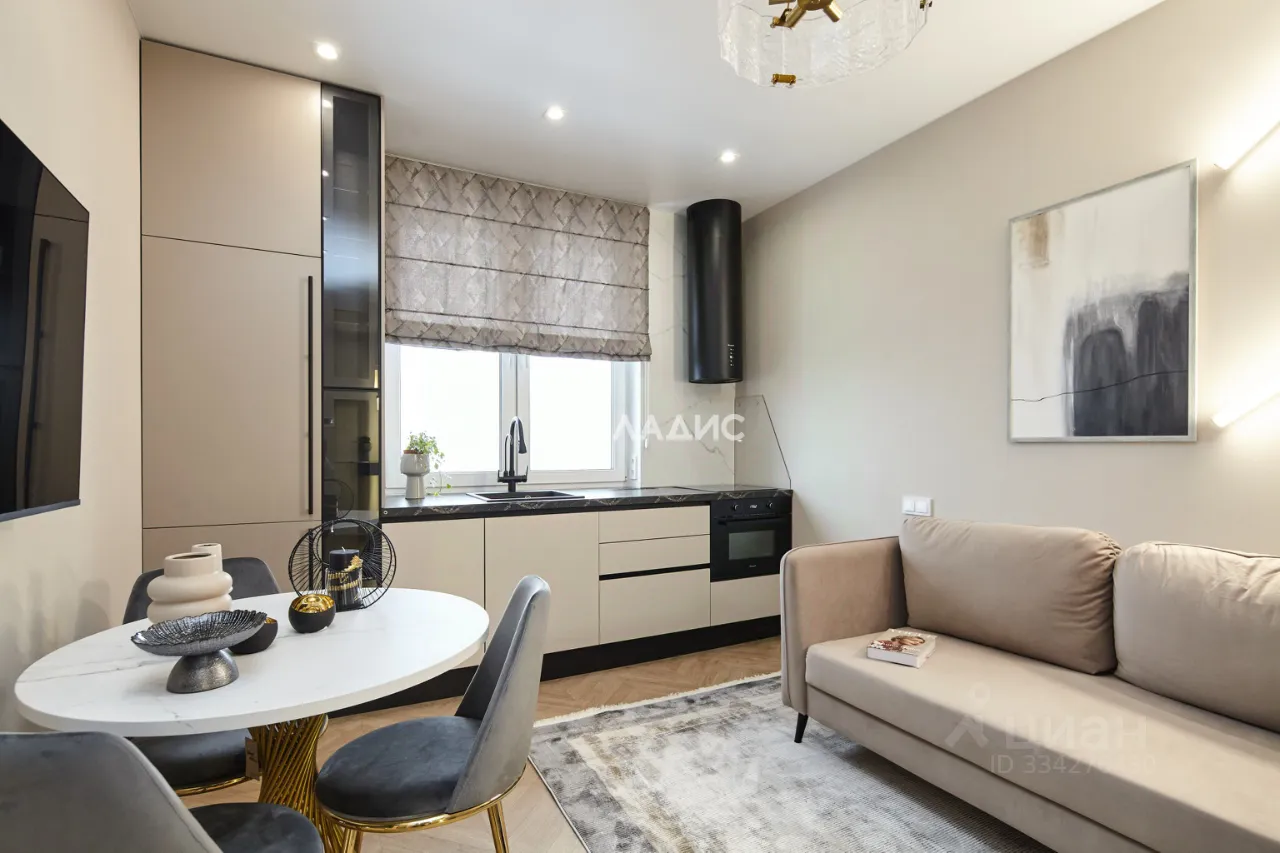 2-комн. квартира, 41 м², 24/25 этаж