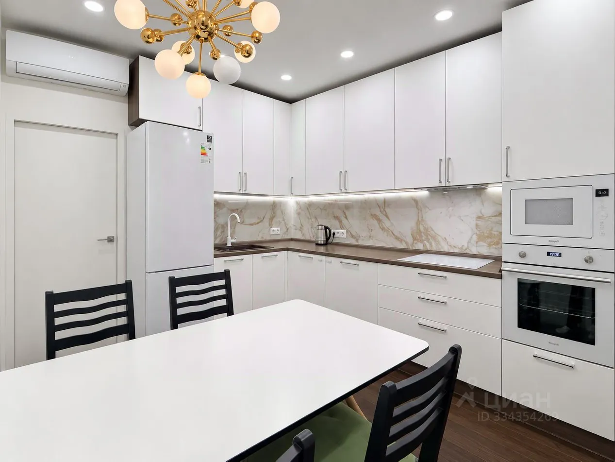 2-комн. квартира, 60 м², 21/22 этаж