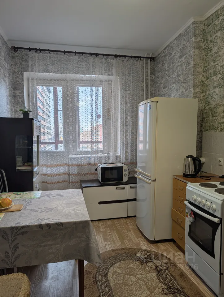 2-комн. квартира, 52 м², 10/19 этаж