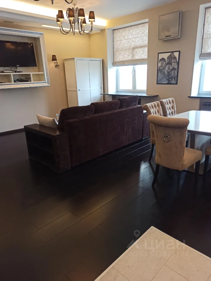 2-комн. квартира, 90 м², 5/8 этаж