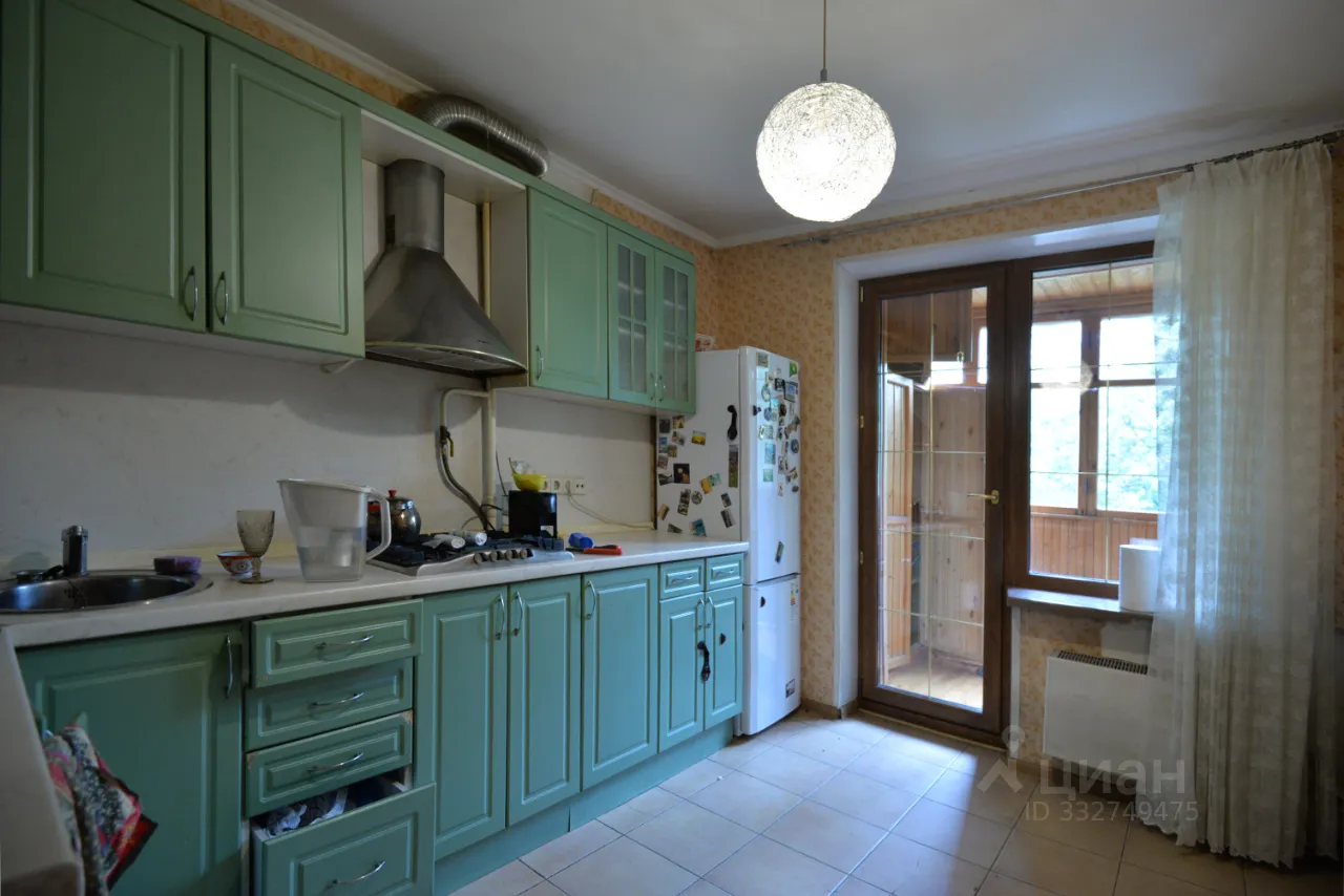 3-комн. квартира, 63 м², 4/14 этаж