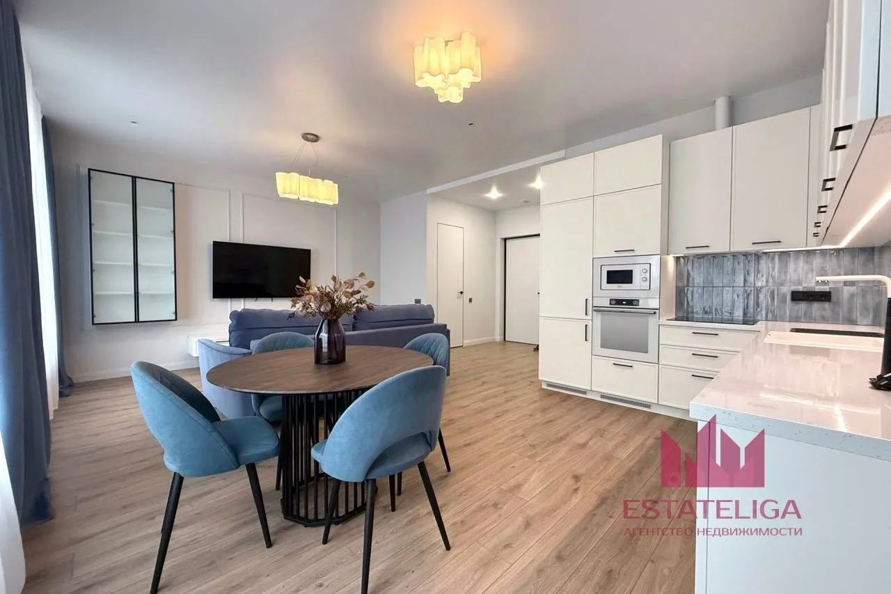 2-комн. квартира, 63 м², 10/11 этаж