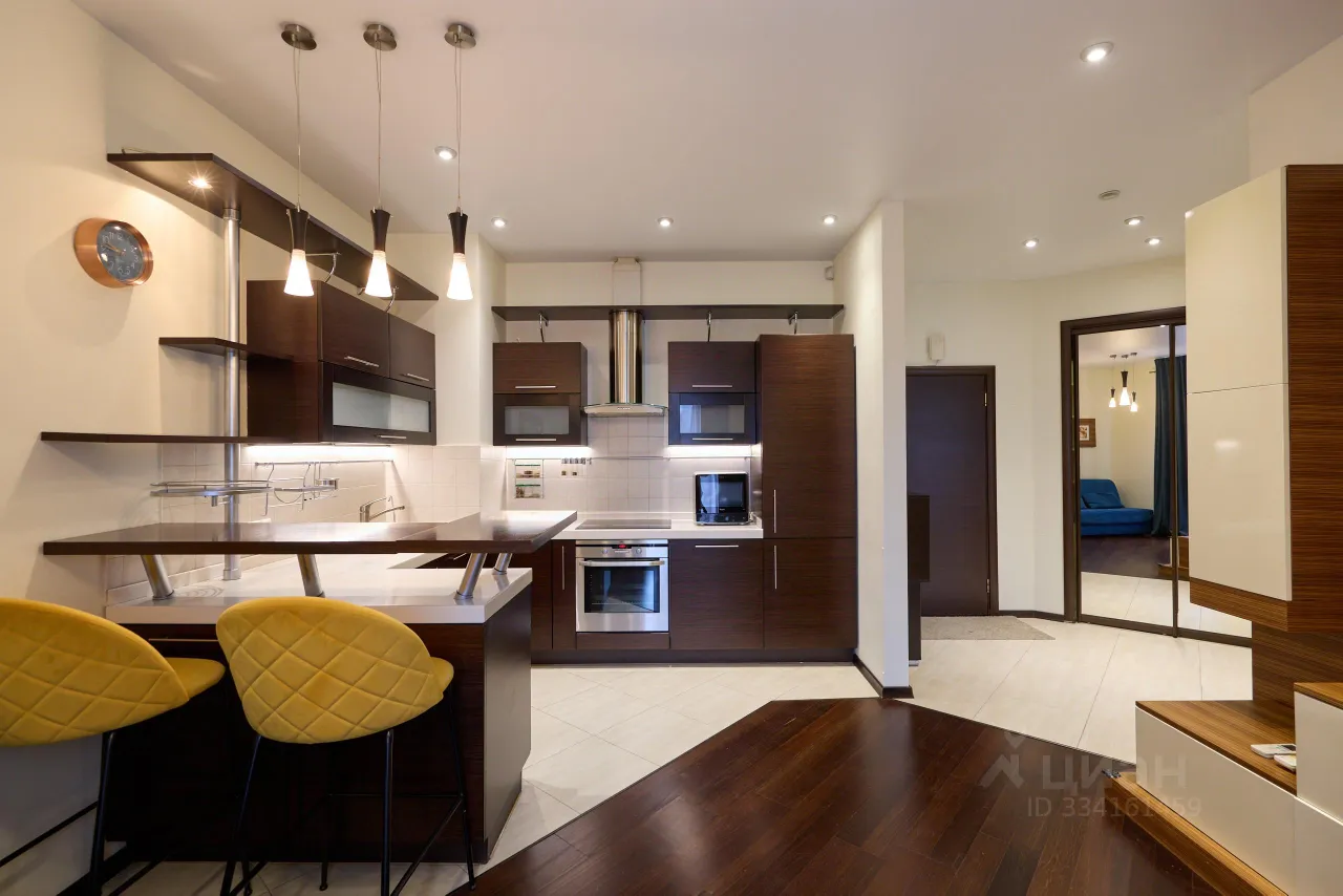 2-комн. квартира, 43 м², 2/15 этаж