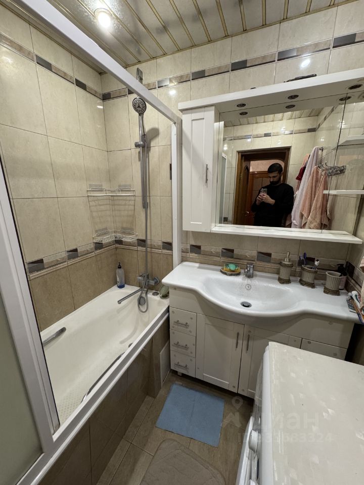 2-комн. квартира, 52 м², 4/17 этаж