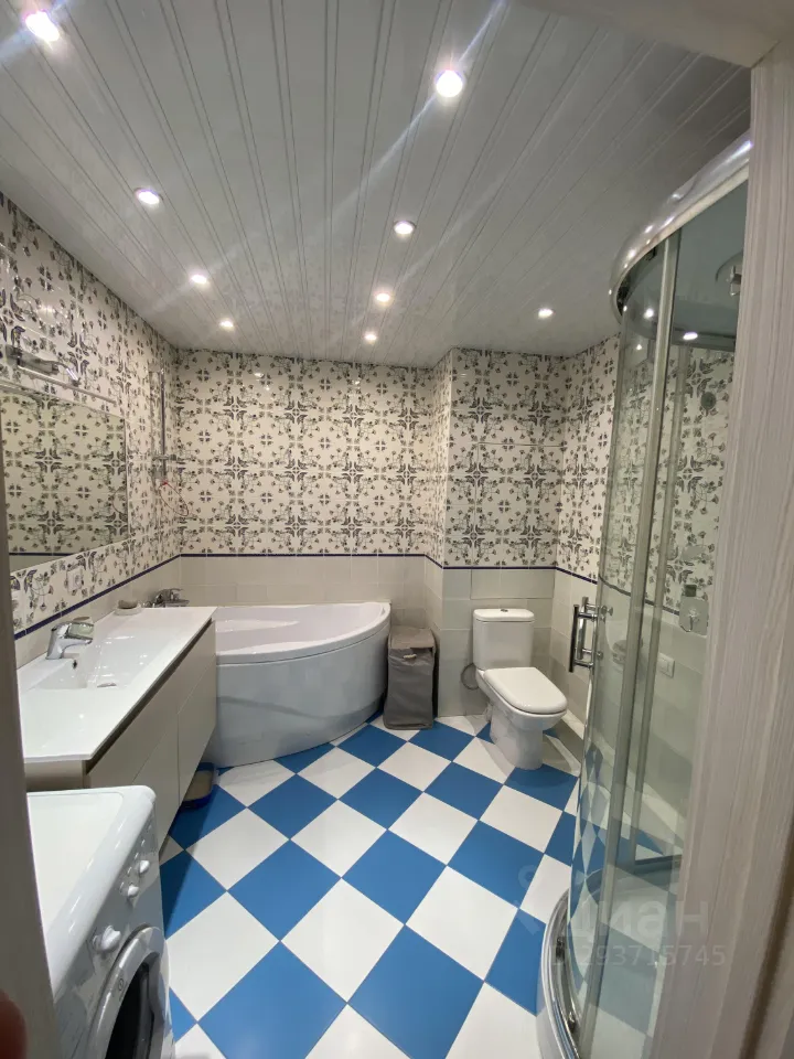 2-комн. квартира, 52 м², 16/17 этаж