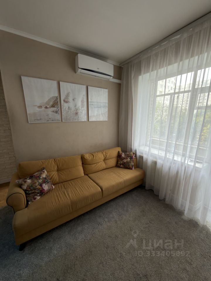 2-комн. квартира, 45 м², 3/5 этаж