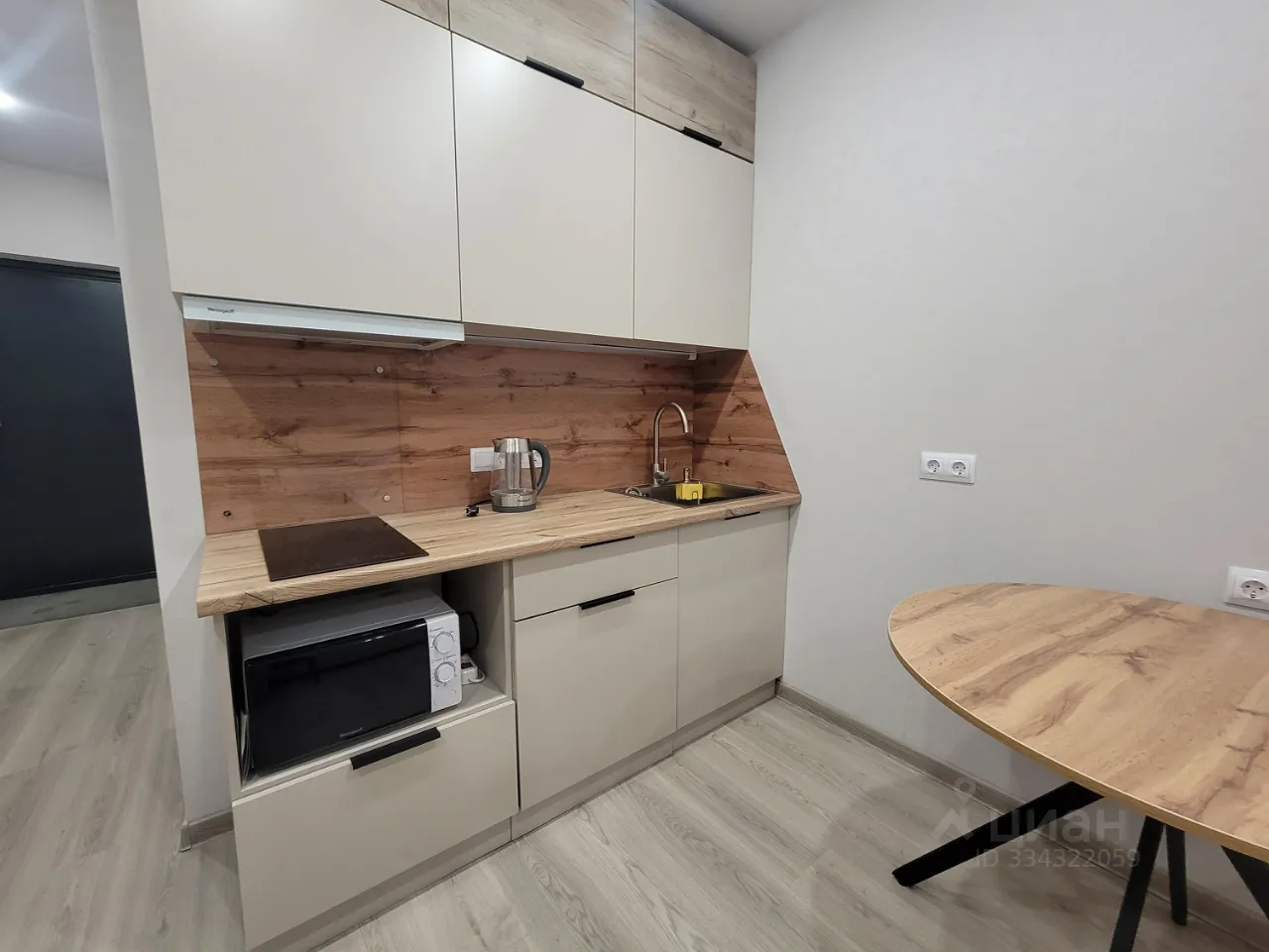 Студия, 28 м², 8/32 этаж