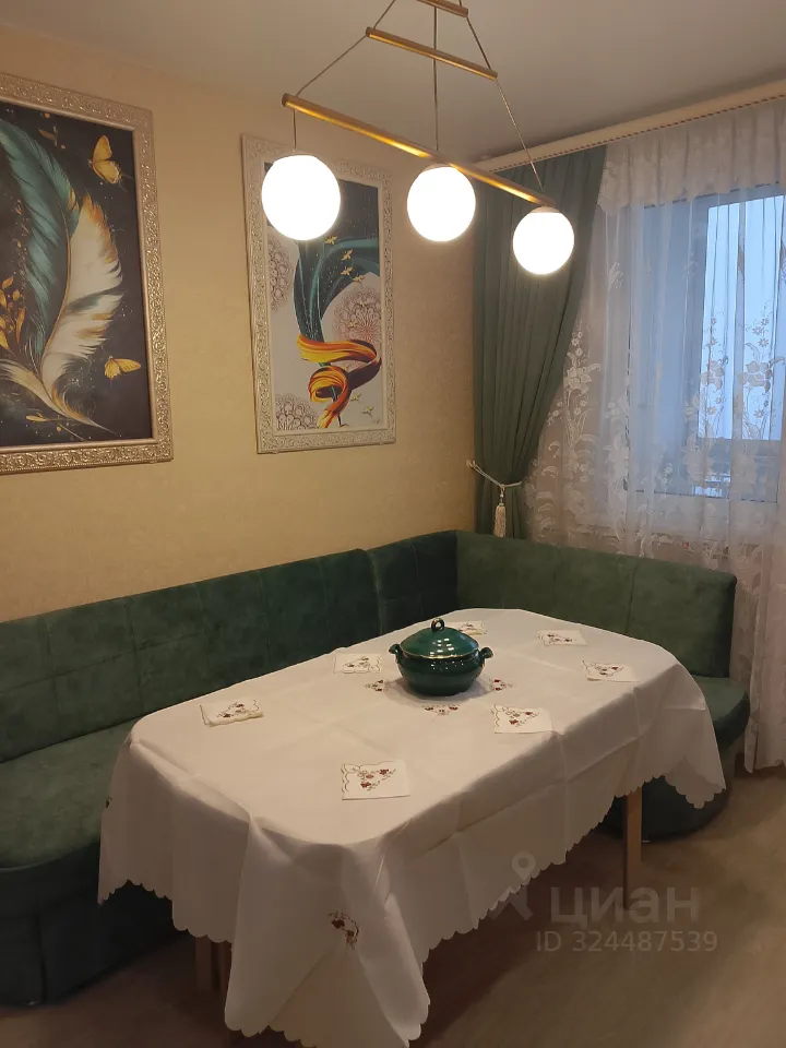 2-комн. квартира, 85 м², 20/25 этаж