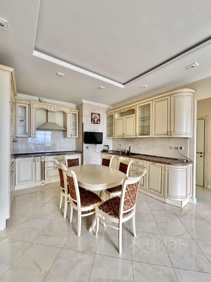 3-комн. квартира, 104 м², 31/34 этаж