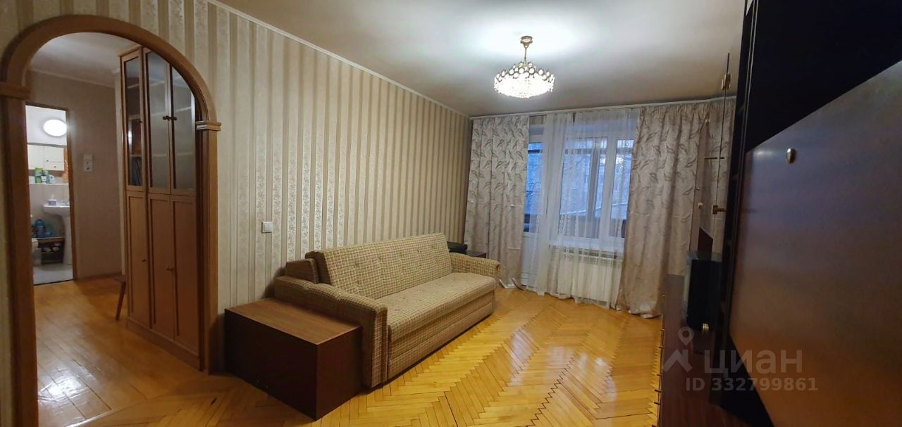 2-комн. квартира, 43 м², 3/9 этаж