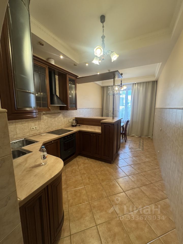 3-комн. квартира, 114 м², 5/19 этаж