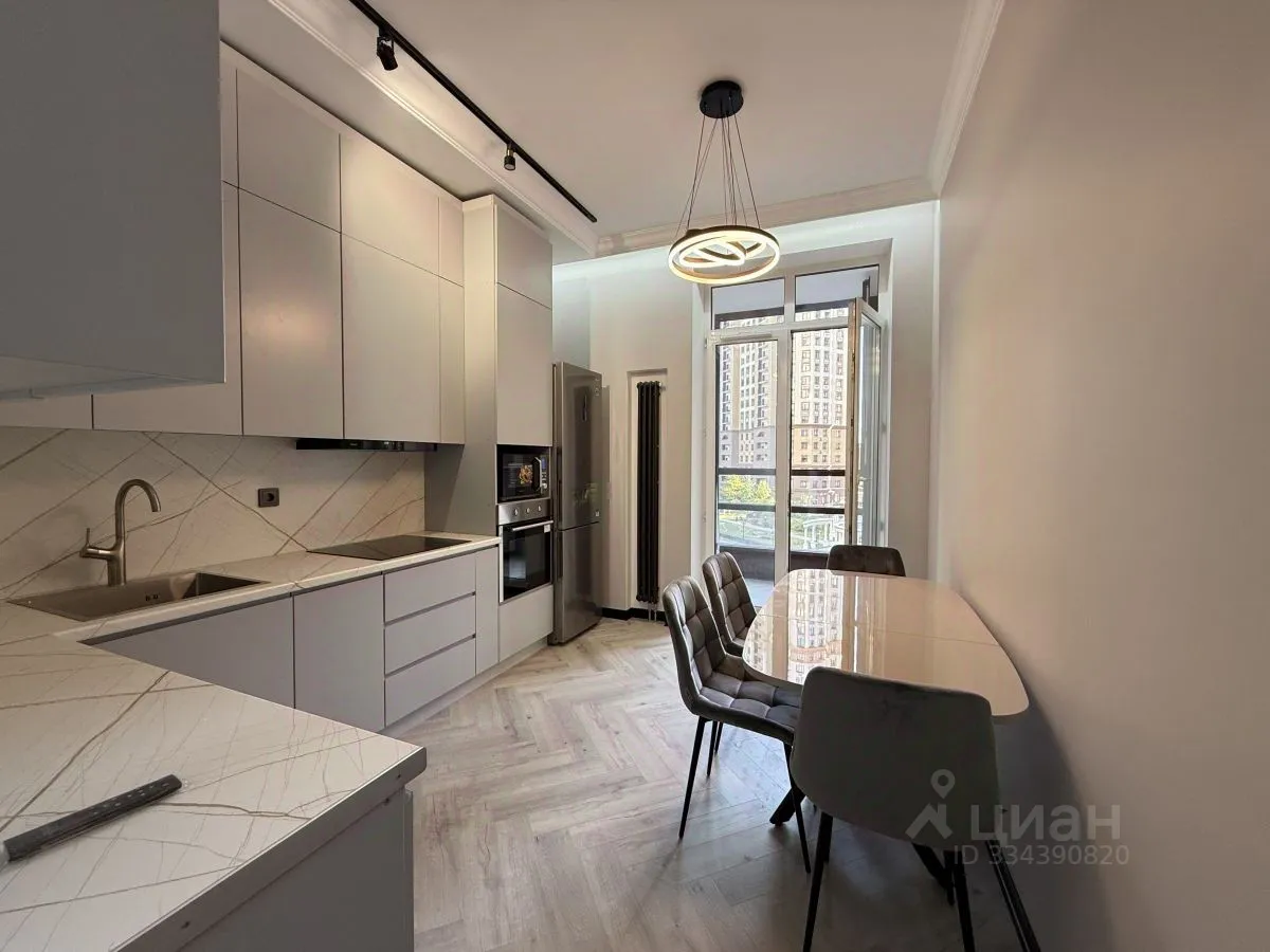 3-комн. квартира, 60 м², 4/24 этаж