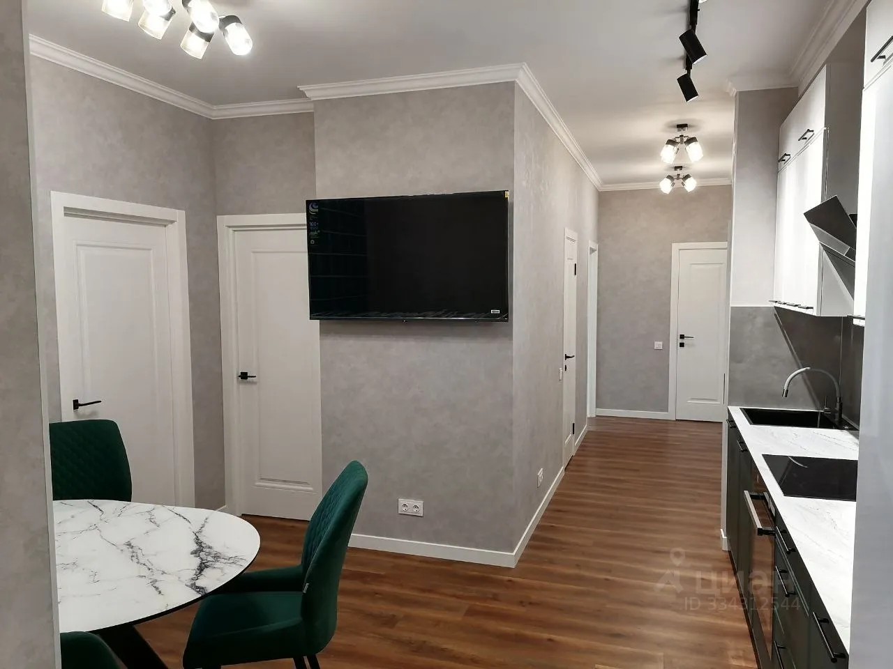 3-комн. квартира, 76 м², 36/50 этаж