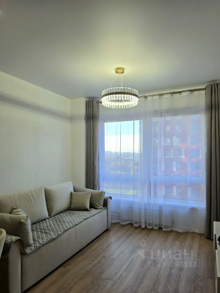2-комн. квартира, 35 м², 12/33 этаж