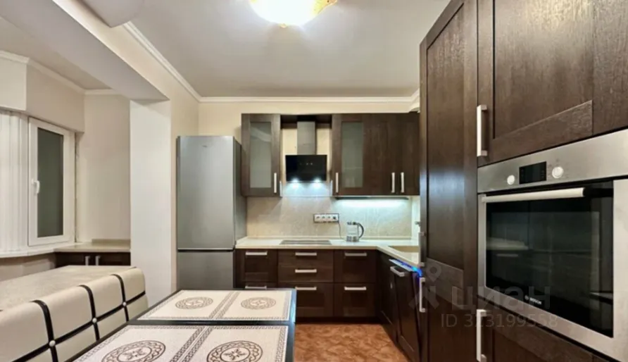 2-комн. квартира, 61 м², 4/14 этаж