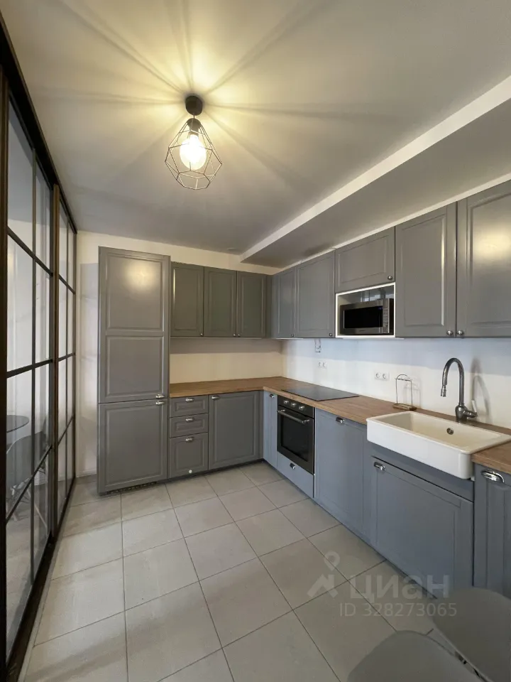 2-комн. квартира, 43,1 м², 2/18 этаж