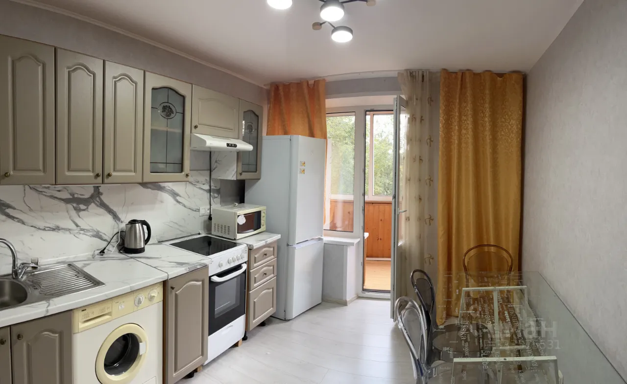 2-комн. квартира, 55 м², 4/16 этаж